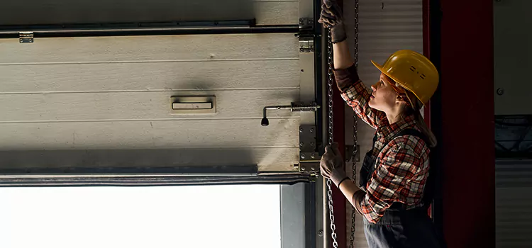 Addressing Common Garage Door Stoppage Issues in Selma, AL